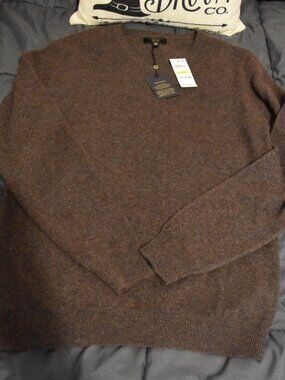 Club Room Cashmere Sweatshirt Size M NWT - 150.00 MSRP